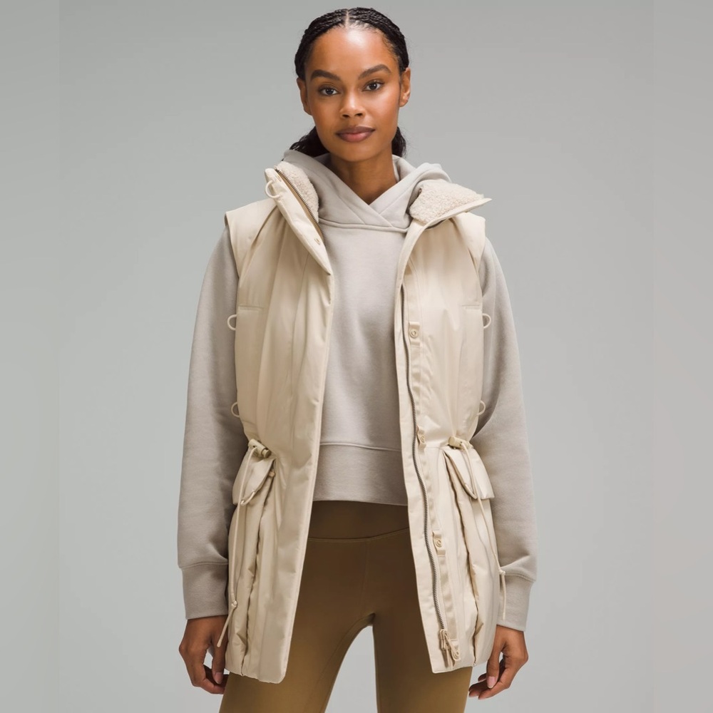 Lululemon / StretchSeal Waterproof Down-Filled Vest / Color: Trench / Size 10